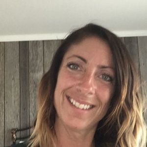 Meet your Posher, Karine